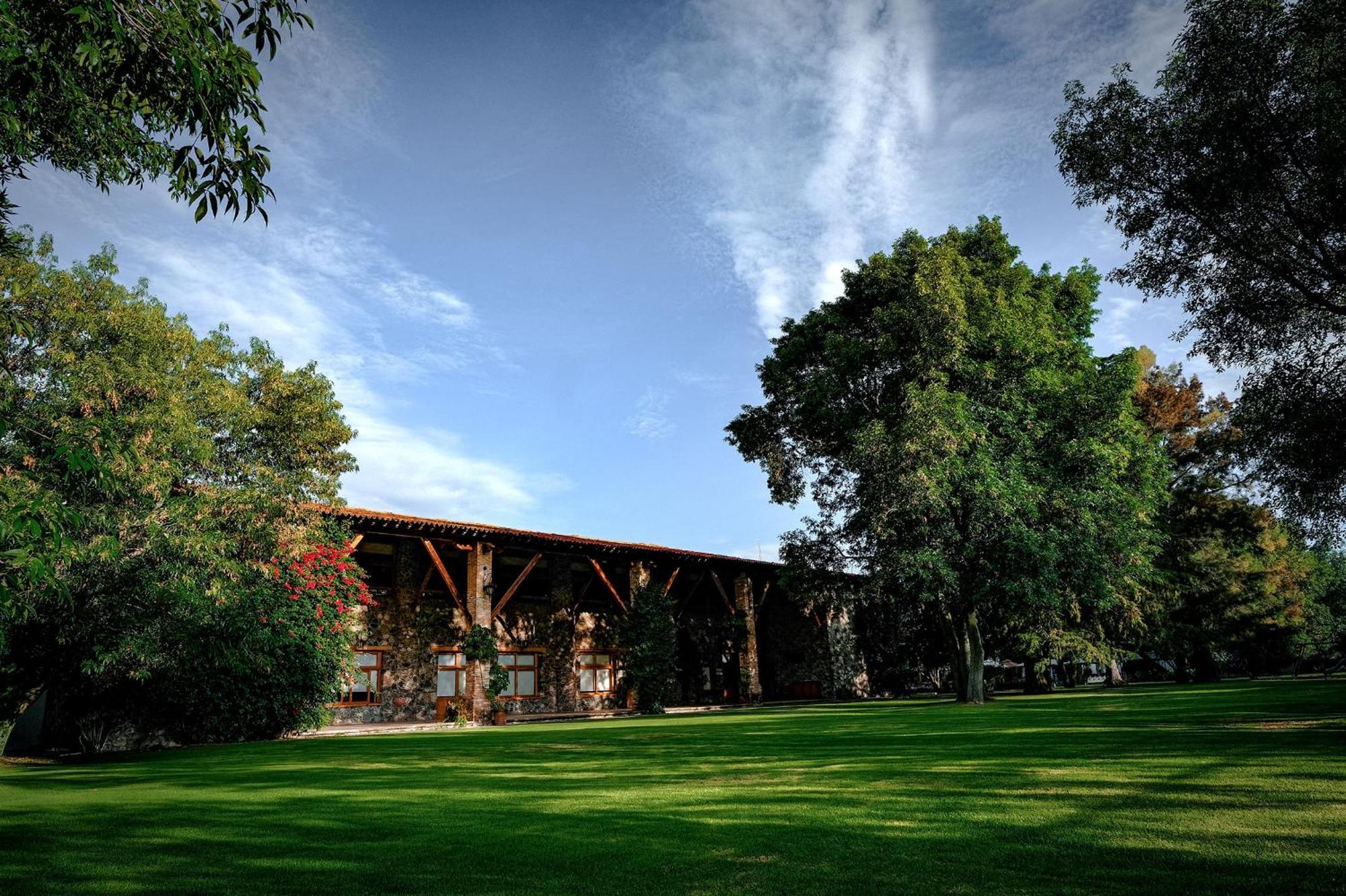 Hotel Hacienda Cantalagua Golf Contepec Extérieur photo