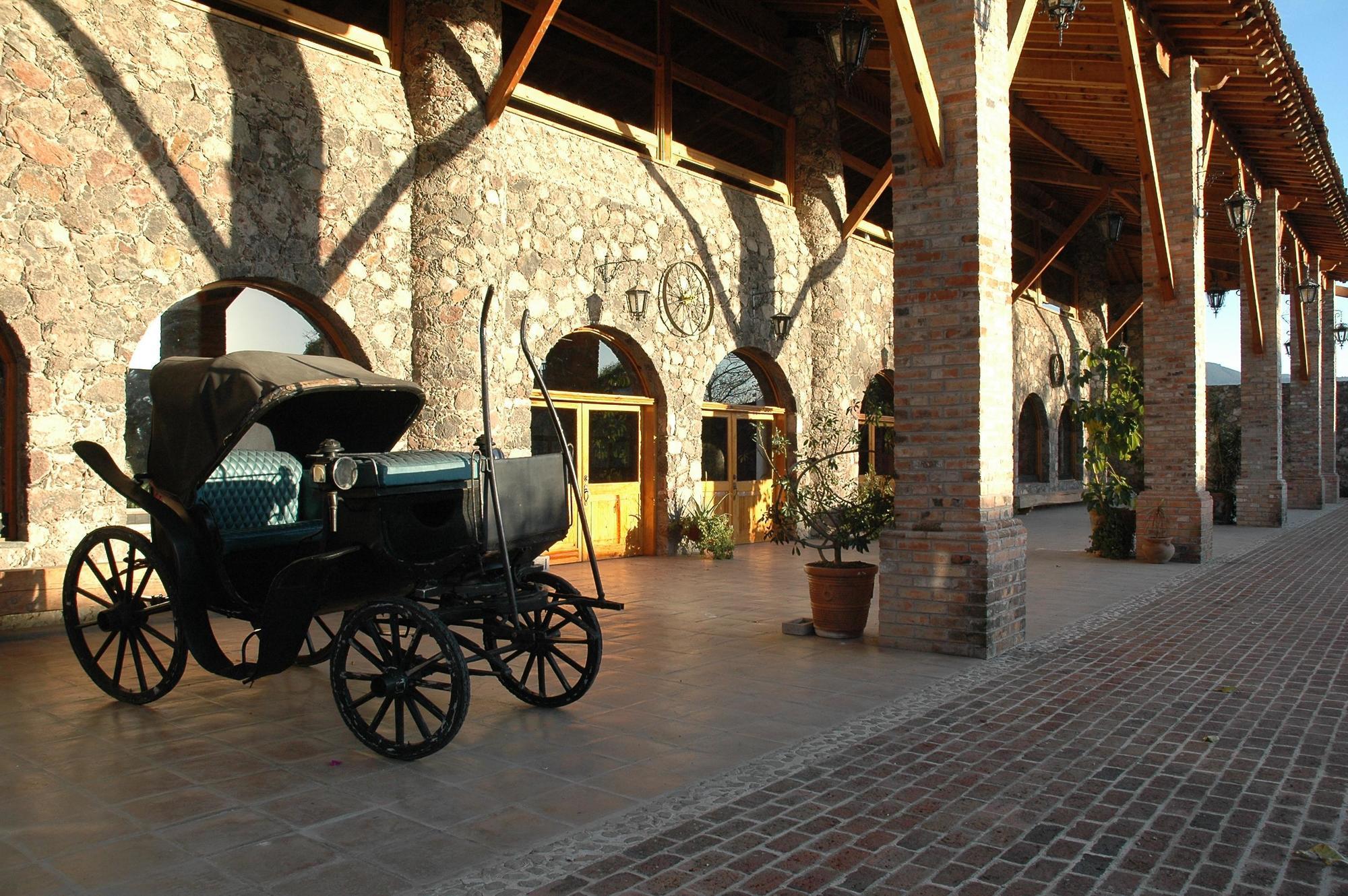Hotel Hacienda Cantalagua Golf Contepec Extérieur photo