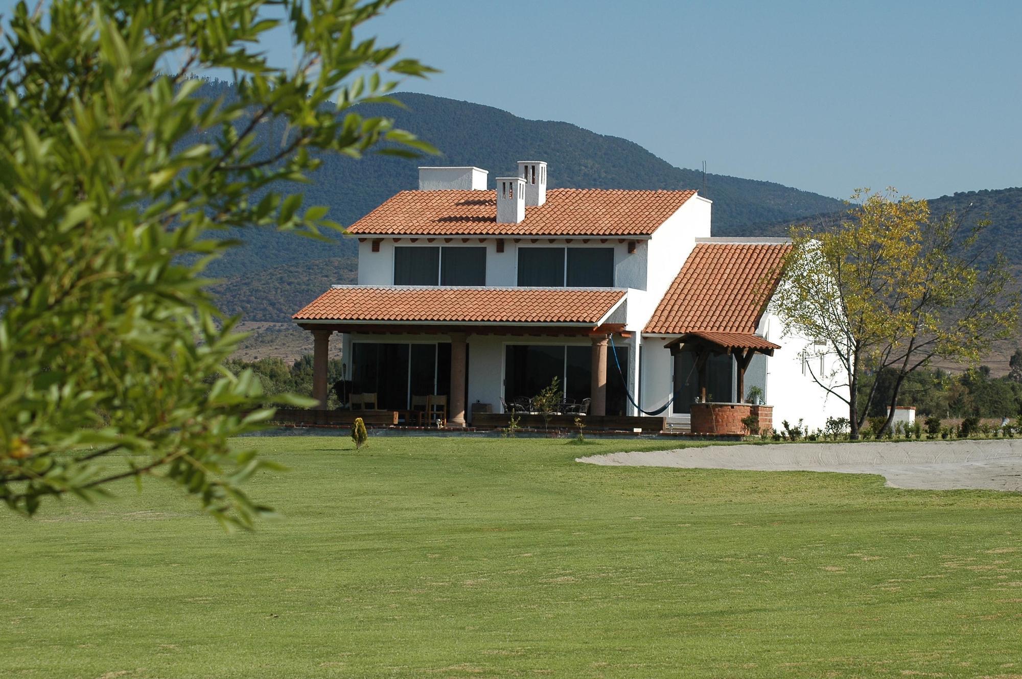 Hotel Hacienda Cantalagua Golf Contepec Extérieur photo